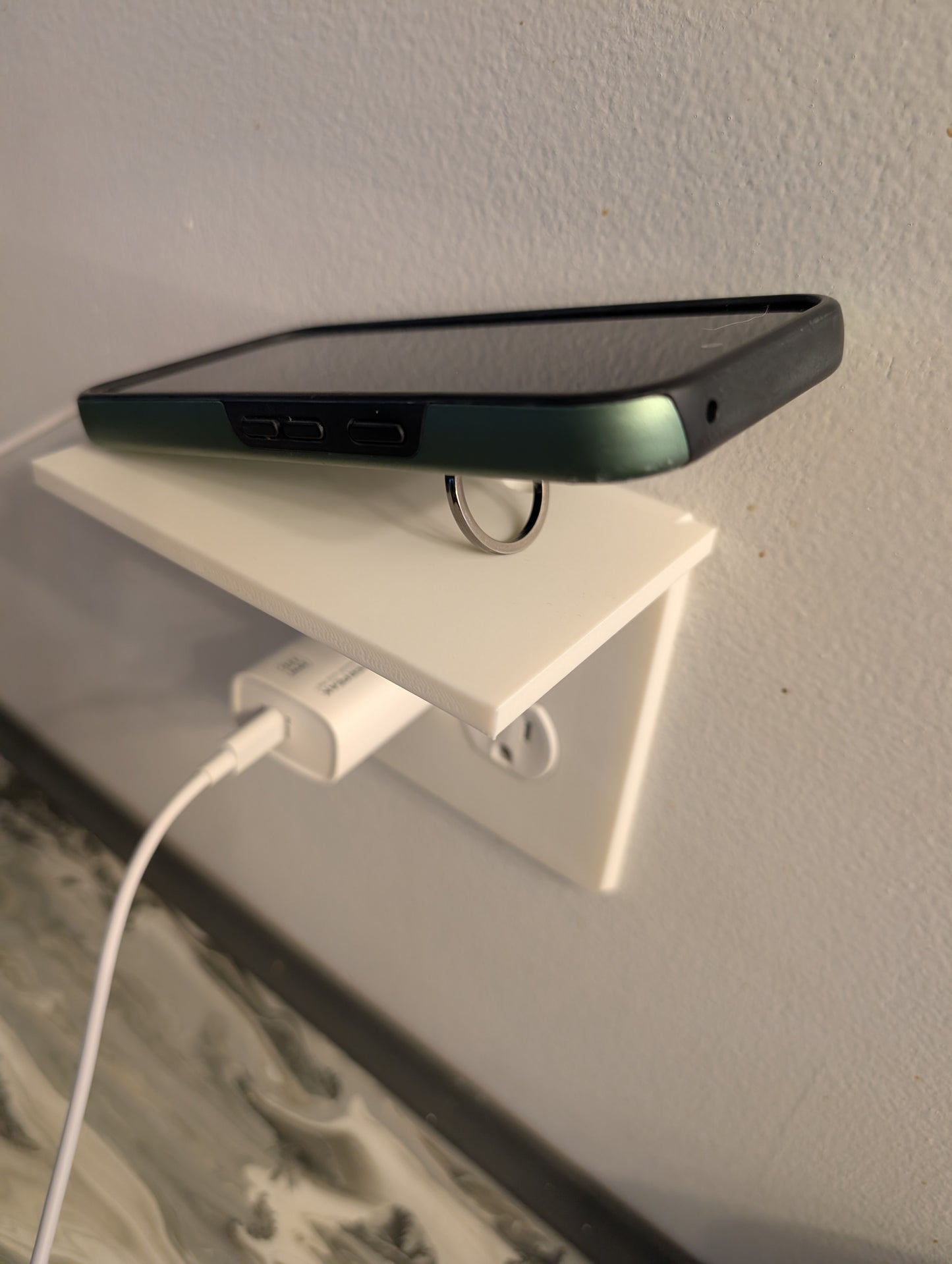 Outlet cover with shelf